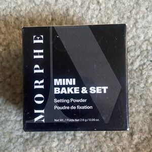Morphe setting powder